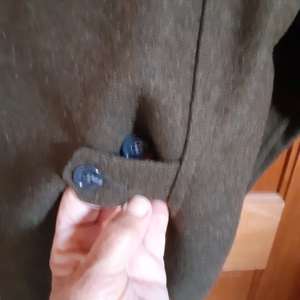 VINTAGE Woman's Filson Hunting Jacket - Picture 5 of 6